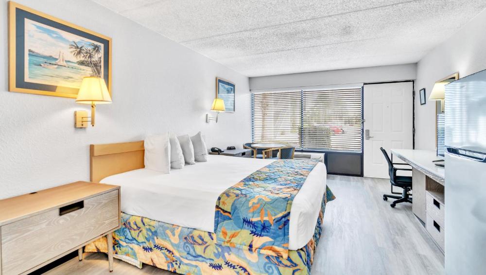 King Room - Disability Access/Non-Smoking interior